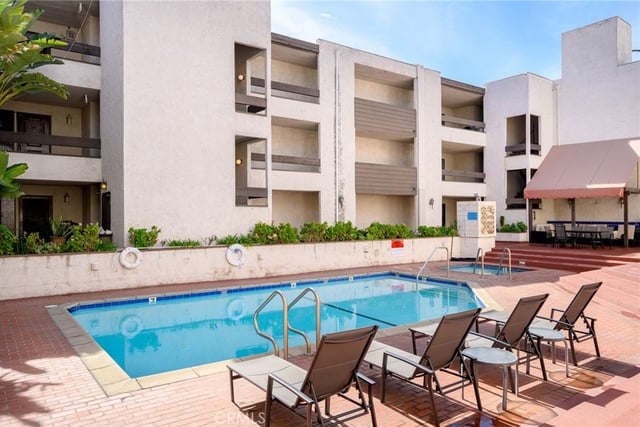 1325 Valley View Road 105, Glendale, CA 91202 — photo 29 of 33