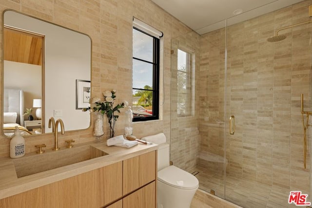 5034 Varna Avenue, Los Angeles, CA 91423 — photo 19 of 23