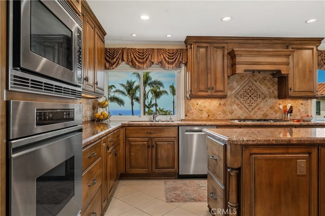 6402 Sealpoint Court, Rancho Palos Verdes, CA 90275 — photo 5 of 44