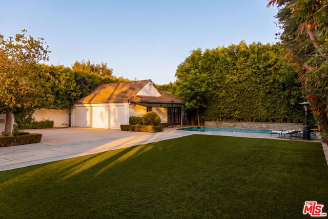 628 N Sierra Drive, Beverly Hills, CA 90210 — photo 24 of 27