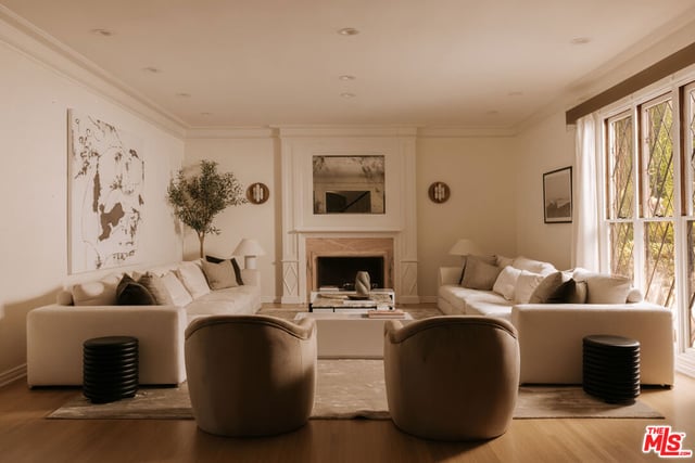 628 N Sierra Drive, Beverly Hills, CA 90210 — photo 4 of 27