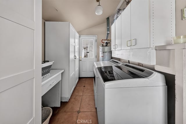 5711 Geyser Avenue, Tarzana, CA 91356 — photo 19 of 55