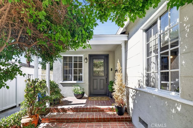 5711 Geyser Avenue, Tarzana, CA 91356 — photo 41 of 55