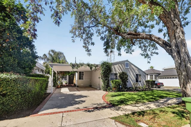 5711 Geyser Avenue, Tarzana, CA 91356 — photo 43 of 55