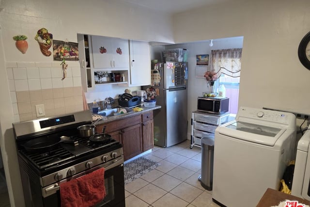 2470 Pasadena Avenue, Long Beach, CA 90806 — photo 5 of 10