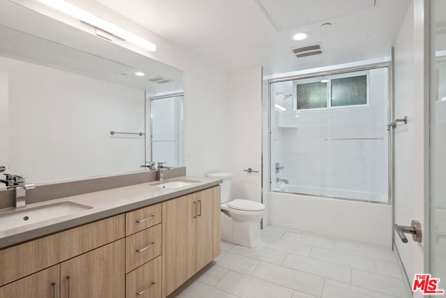 1746 Garfield Place 101, Los Angeles, CA 90028 — photo 17 of 28