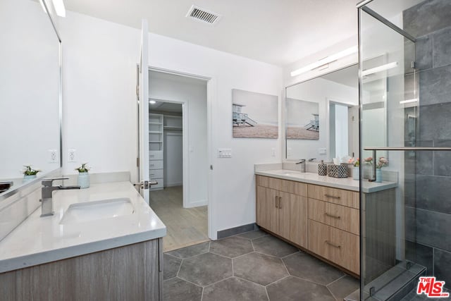 1746 Garfield Place 203, Los Angeles, CA 90028 — photo 14 of 29