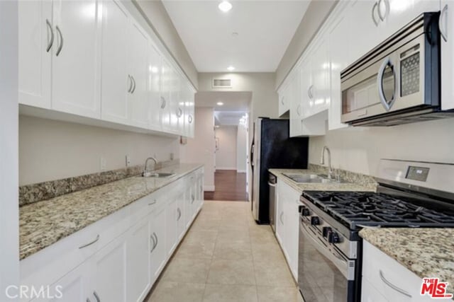 9049 Alcott Street 204, Los Angeles, CA 90035 — photo 18 of 29
