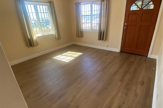 11842 Success, Los Angeles, CA 90059 — photo 10 of 19