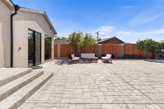 8369 Vine Valley, Los Angeles, CA 91352 — photo 34 of 37