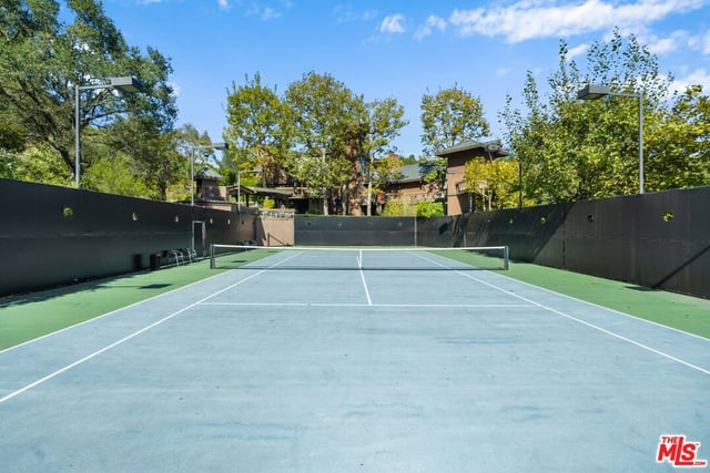 1119 Moraga Dr, Los Angeles, CA 90049 — photo 10 of 48
