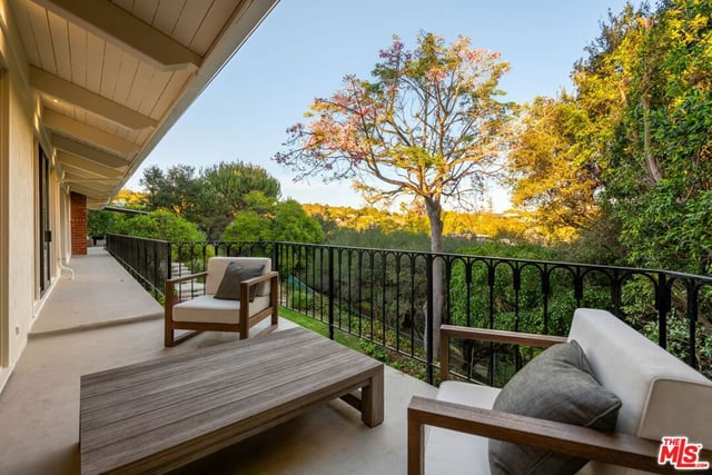 204 Ashdale Place, Los Angeles, CA 90049 — photo 32 of 49