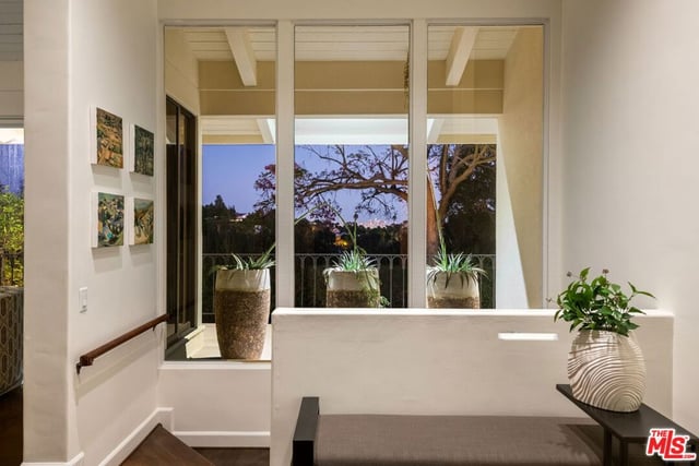 204 Ashdale Place, Los Angeles, CA 90049 — photo 37 of 49