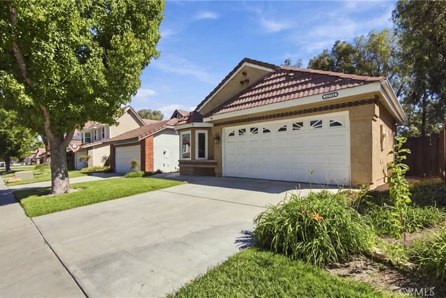 26764 Pamela Dr, Canyon Country, CA 91351 — photo 2 of 25