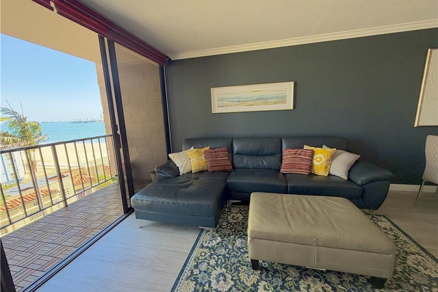1750 E Ocean 404, Long Beach, CA 90802 — photo 11 of 65