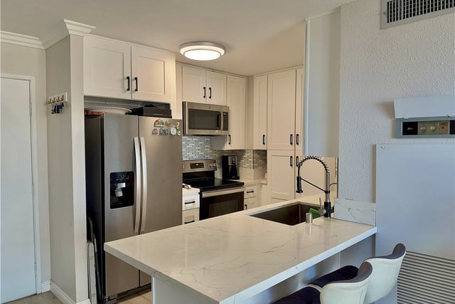 1750 E Ocean 404, Long Beach, CA 90802 — photo 15 of 65
