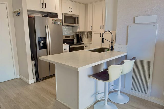1750 E Ocean 404, Long Beach, CA 90802 — photo 17 of 65
