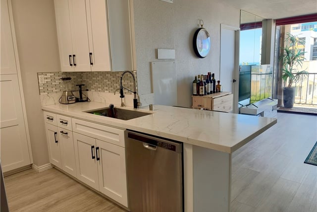 1750 E Ocean 404, Long Beach, CA 90802 — photo 18 of 65