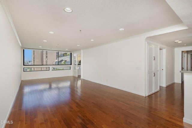 880 W 1st Street 618, Los Angeles, CA 90012 — photo 11 of 37