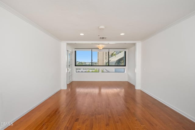 880 W 1st Street 618, Los Angeles, CA 90012 — photo 25 of 37