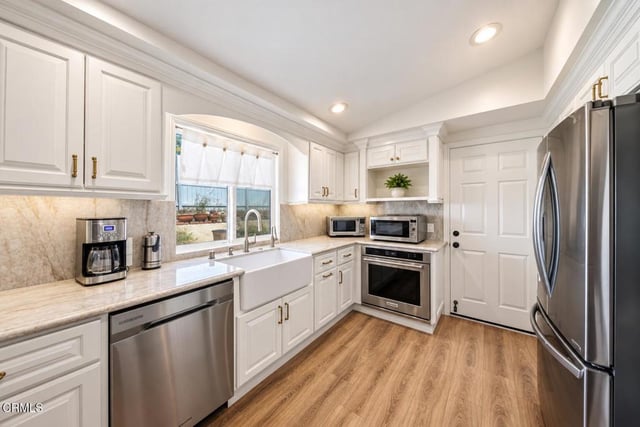829 Sheffield Place, Thousand Oaks, CA 91360 — photo 11 of 29
