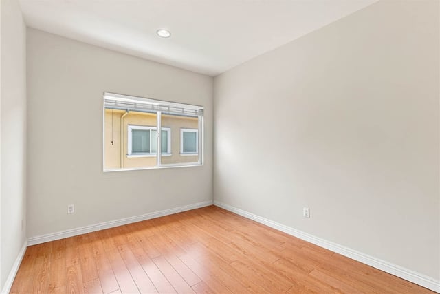 13629 Wyandotte 118, Van Nuys, CA 91405 — photo 15 of 21