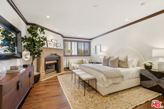 450 N Maple Drive 501, Beverly Hills, CA 90210 — photo 17 of 37