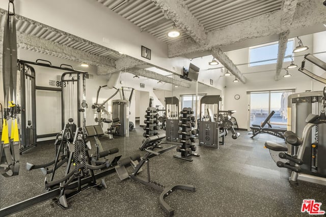 838 N Doheny Drive 302, West Hollywood, CA 90069 — photo 14 of 16