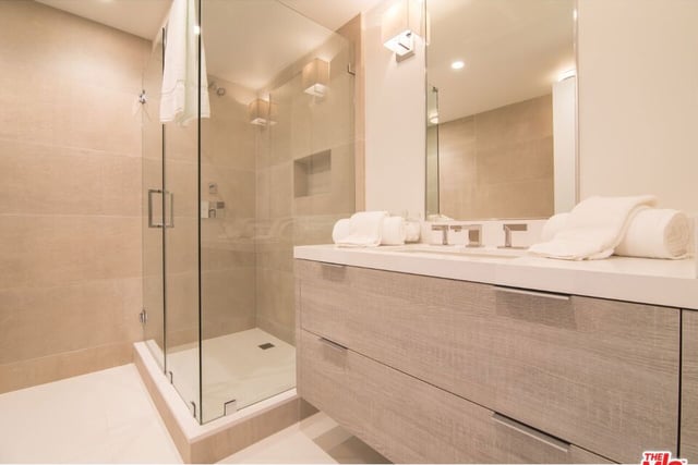 838 N Doheny Drive 302, West Hollywood, CA 90069 — photo 9 of 16