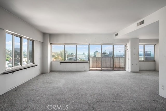 7135 Hollywood 1010, Los Angeles, CA 90046 — photo 6 of 19