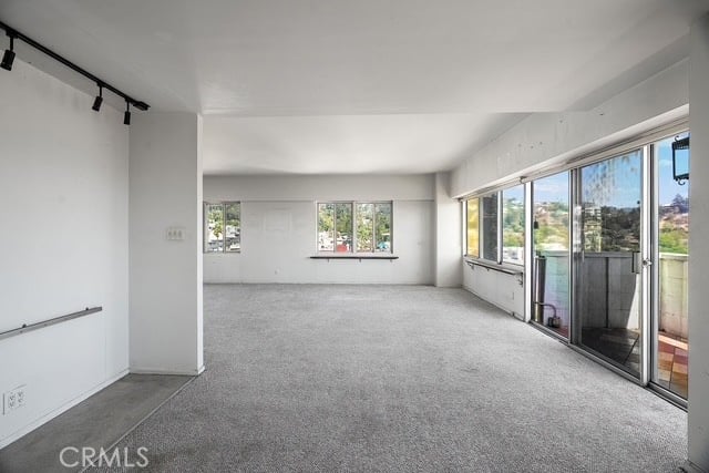 7135 Hollywood 1010, Los Angeles, CA 90046 — photo 9 of 19