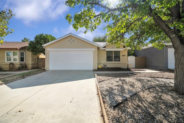 2854 Nandina, Palmdale, CA 93550 — photo 2 of 29