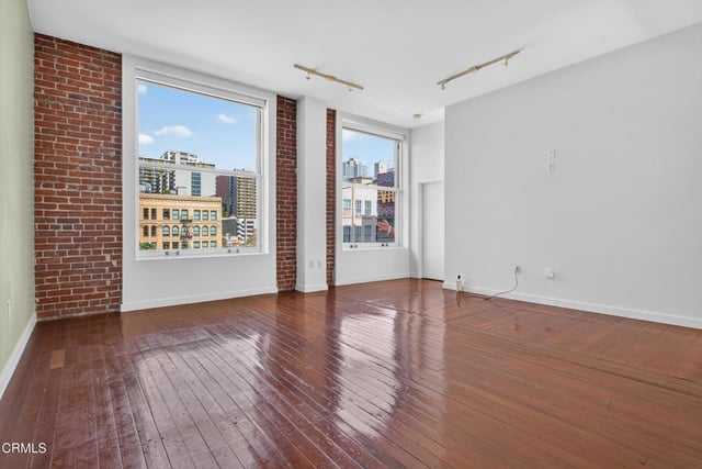 257 S Spring Street 4N, Los Angeles, CA 90012 — photo 4 of 33