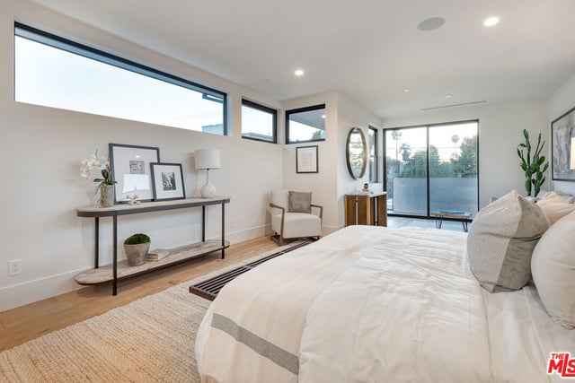 3985 Mclaughlin Avenue, Los Angeles, CA 90066 — photo 27 of 33