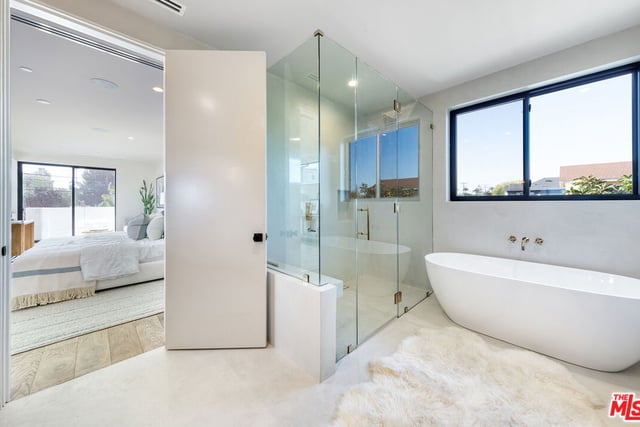 3985 Mclaughlin Avenue, Los Angeles, CA 90066 — photo 32 of 33