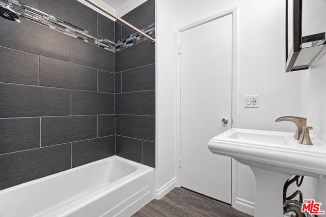 6160 Whitsett Avenue 10, North Hollywood, CA 91606 — photo 18 of 23