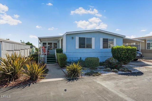 340 Ibsen Place 130, Oxnard, CA 93033 — photo 2 of 46