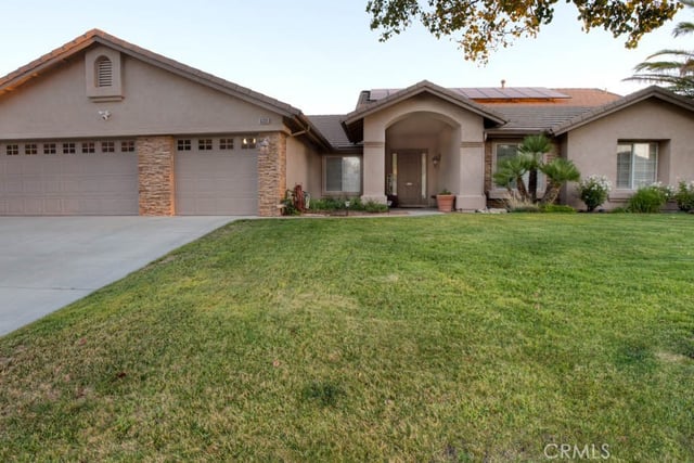 5331 Max Godde, Palmdale, CA 93551 — photo 4 of 42