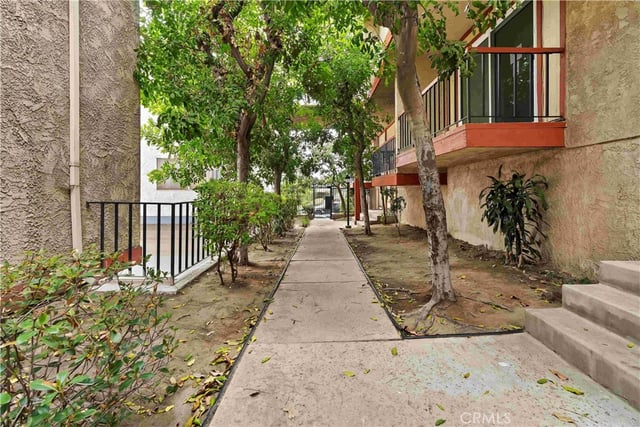 14287 Foothill, Sylmar, CA 91342 — photo 19 of 21