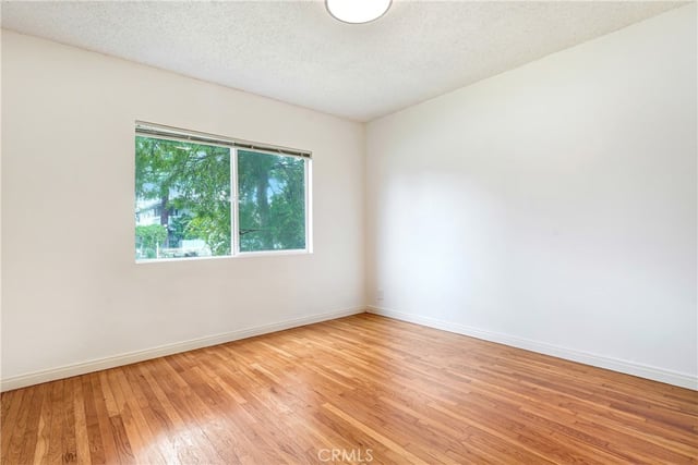 5759 Hazeltine, Van Nuys, CA 91401 — photo 8 of 30