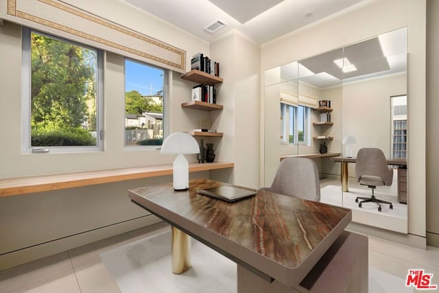 4005 Dixie Canyon Avenue, Sherman Oaks, CA 91423 — photo 14 of 28