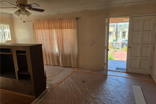 416 N Hobart, Los Angeles, CA 90004 — photo 3 of 26