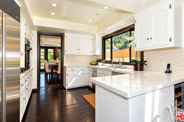 13129 N Sherry Lane, Los Angeles, CA 90049 — photo 14 of 27