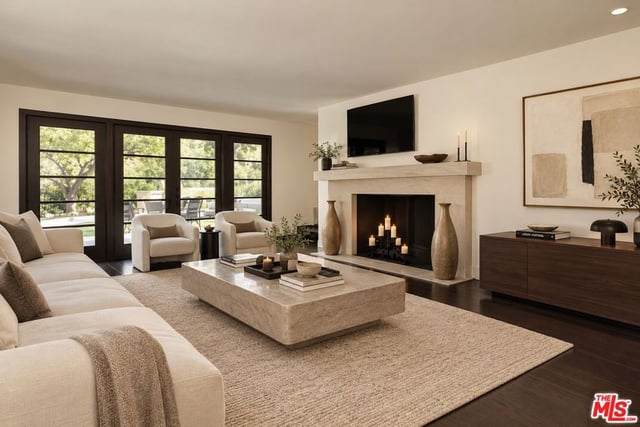 13129 N Sherry Lane, Los Angeles, CA 90049 — photo 5 of 27