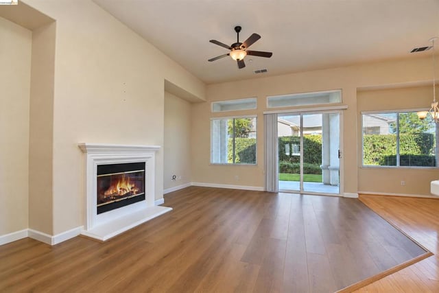 1587 Regent Dr, Brentwood, CA 94513 — photo 8 of 34