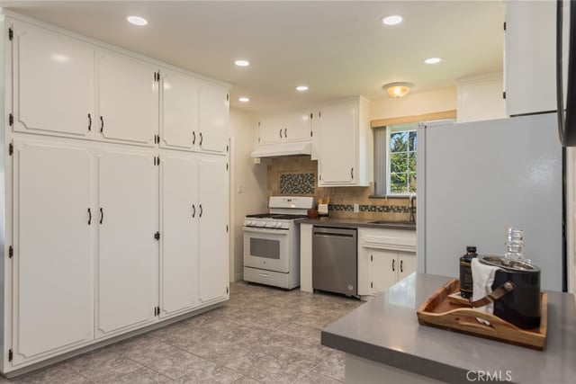 5403 Adele Avenue, Whittier, CA 90601 — photo 18 of 46