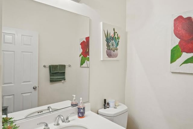 2725 Smokey Mountain Drive, Oxnard, CA 93036 — photo 8 of 18