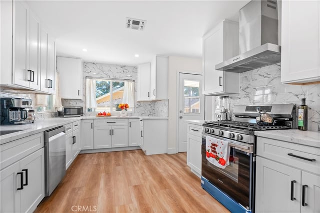 2701 Arlington Avenue, Los Angeles, CA 90018 — photo 12 of 46