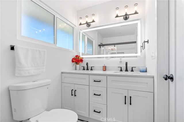 2701 Arlington Avenue, Los Angeles, CA 90018 — photo 19 of 46