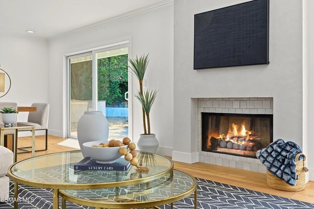5215 Del Moreno Drive, Woodland Hills, CA 91364 — photo 13 of 77